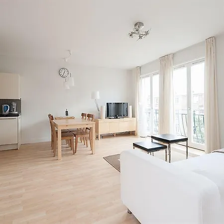 Short Group Congress Centre Serviced Appartamento