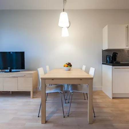 Short Group Congress Centre Serviced *