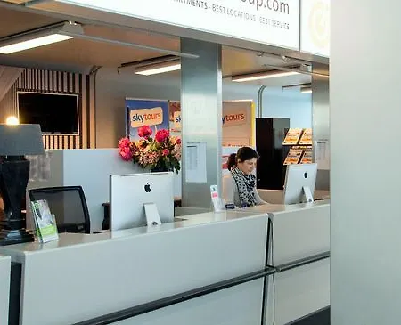 Short Group Congress Centre Serviced Appartamento