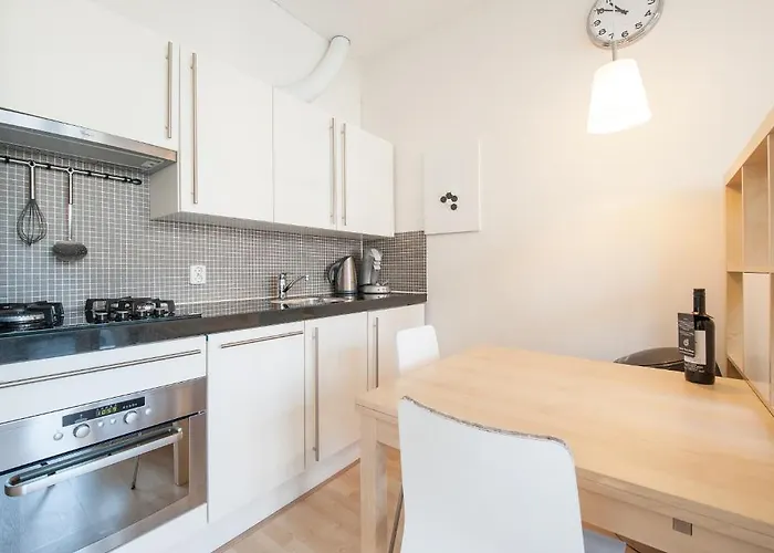 Short Group Congress Centre Serviced Apartamento *