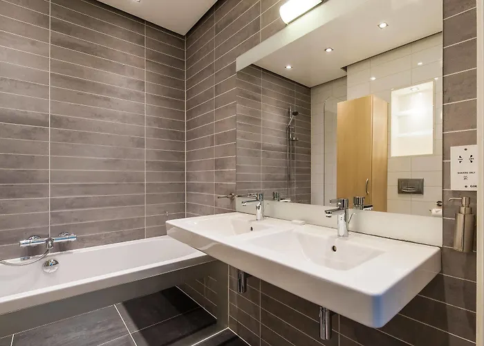 Short Group Congress Centre Serviced Appartamento